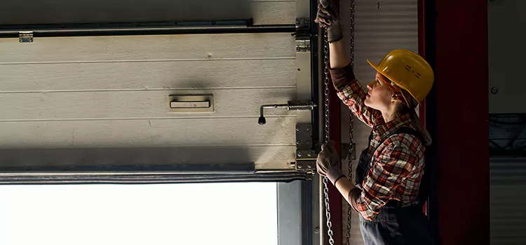 Addressing Common Garage Door Stoppage Issues in Benton, AR