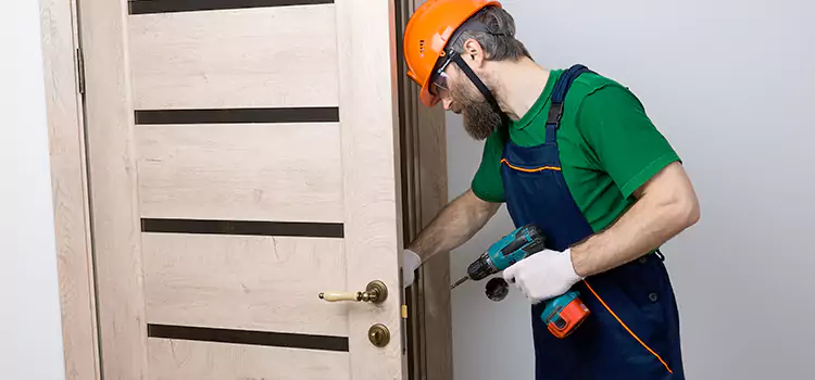 Replace Internal Door Handle with Lock Benton