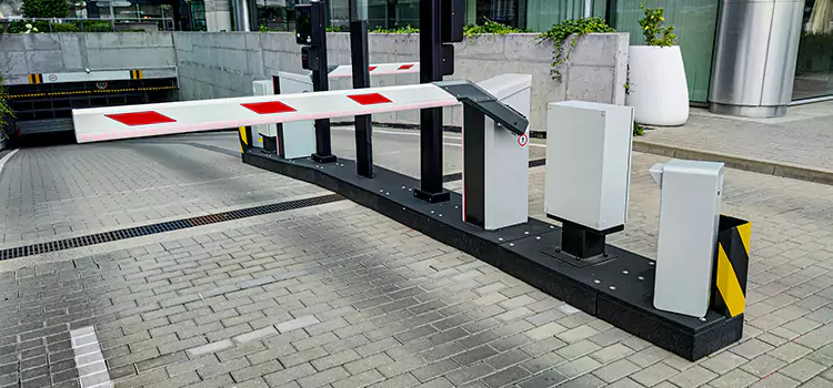 Custom Gate Design & Integration Benton